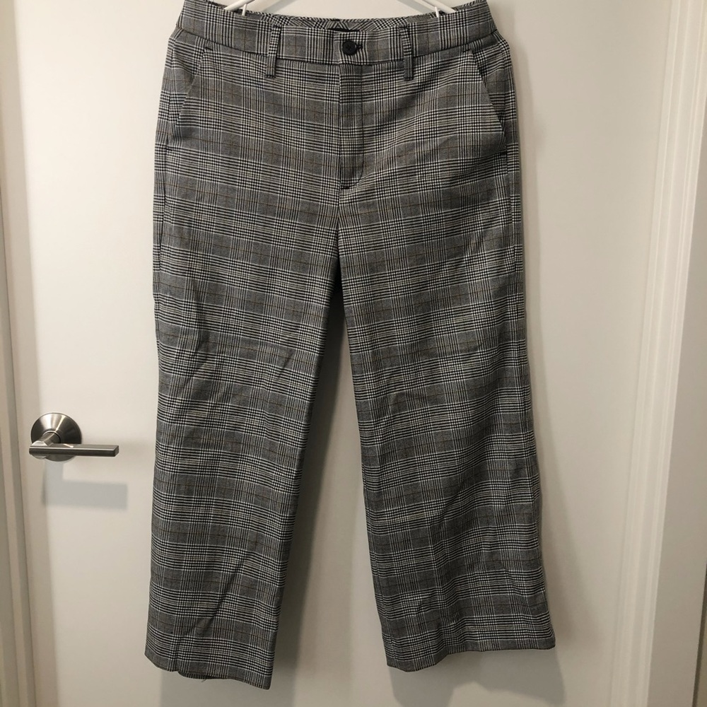Plaid cropped slacks